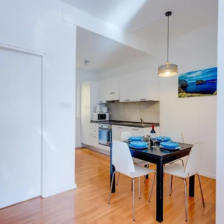 Appartamento With Stunning Seaviews Sliema