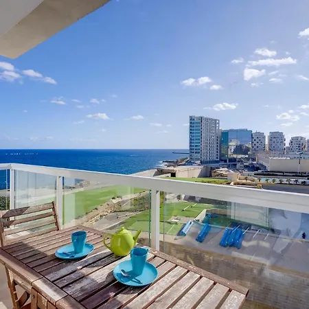 Lägenhet With Stunning Seaviews *