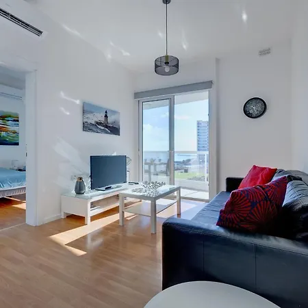 Lägenhet With Stunning Seaviews