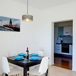 Apartment With Stunning Seaviews