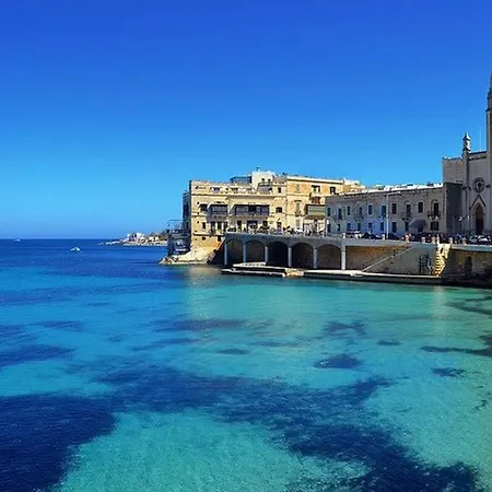 With Stunning Seaviews Apartament