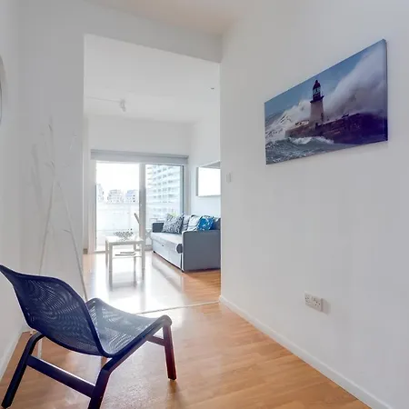 아파트 With Stunning Seaviews *