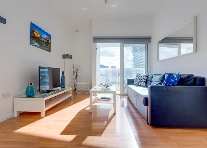 With Stunning Seaviews *