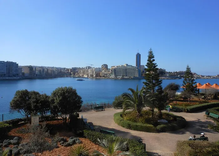Daire With Stunning Seaviews Sliema