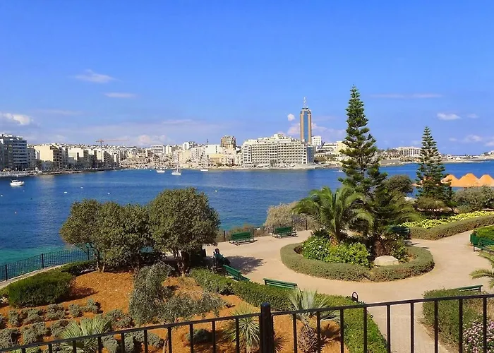 With Stunning Seaviews Sliema