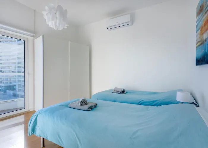 With Stunning Seaviews Sliema